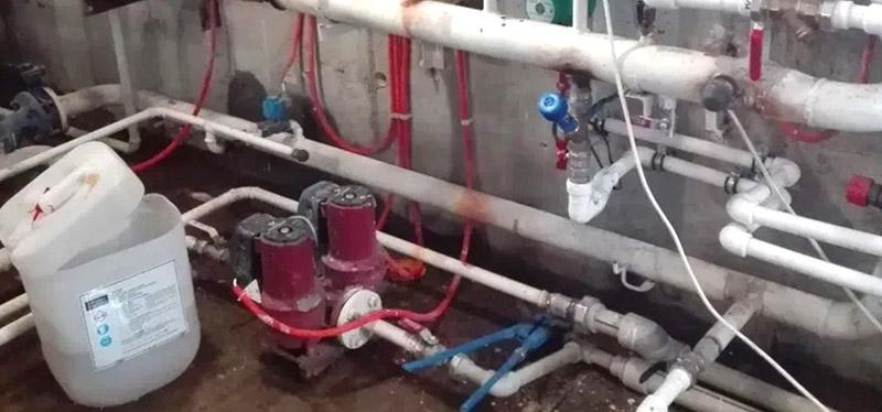 instalación horizontal de bombas en el sistema de calefacción