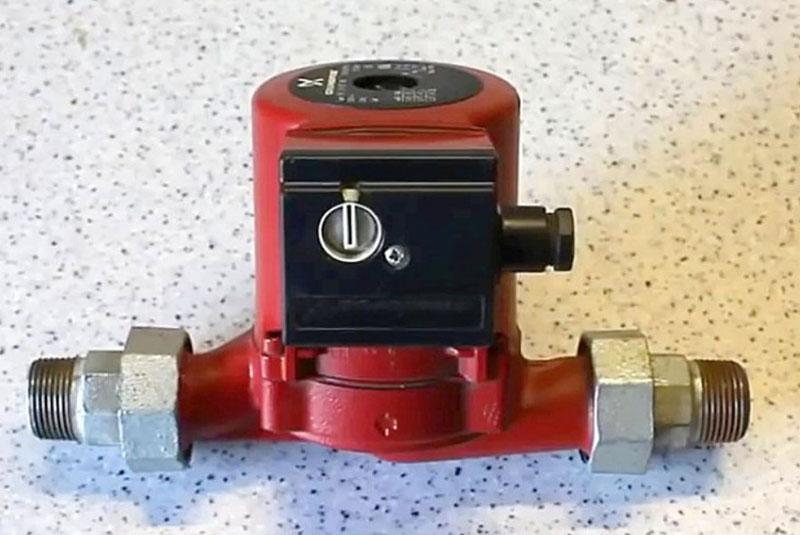 bomba de circulación para suministro de agua caliente y calefacción