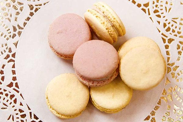 des macarons appétissants