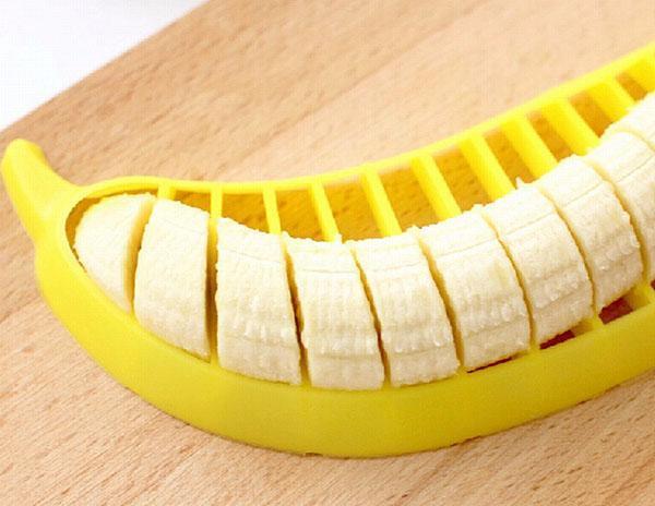 couper la banane uniformément et magnifiquement