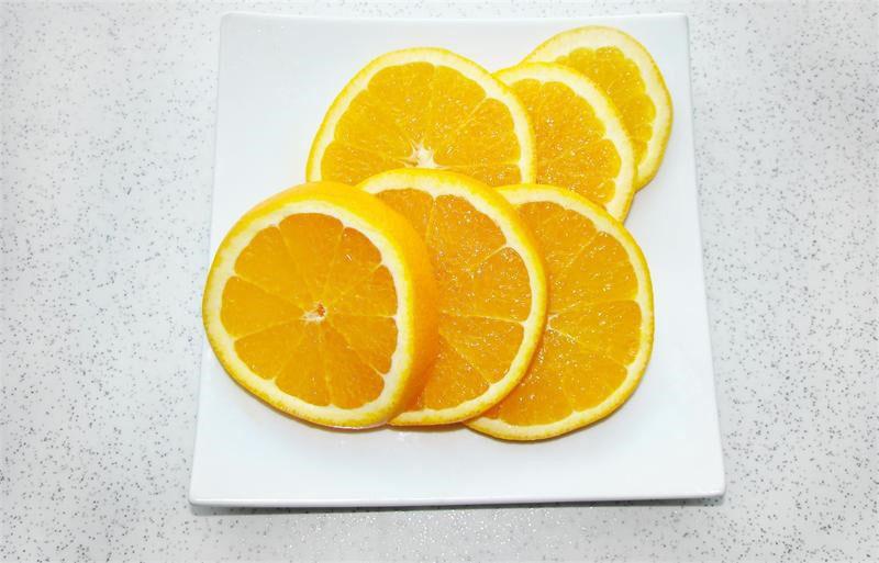 agregar naranja picada