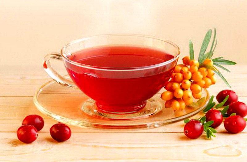 té de espino amarillo con frutos rojos