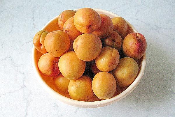 laver et sécher les abricots