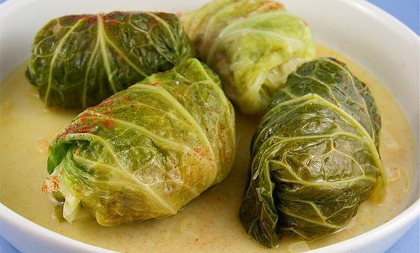 rouleaux de chou dans une mijoteuse