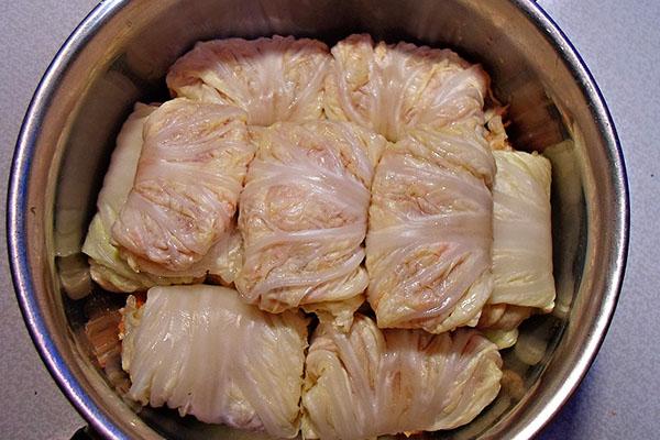 cocinar rollos de repollo en una olla de cocción lenta receta paso a paso con foto