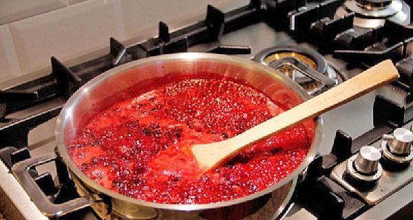 cocinar mermelada de agracejo