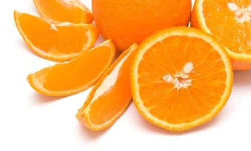 picar una naranja para compota