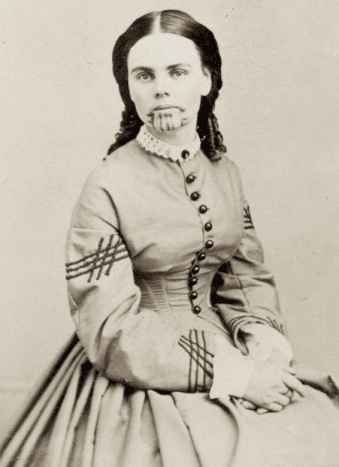 Lernen Sie Olive Oatman kennen, eine junge Frau aus Illinois, die als . bekannt ist