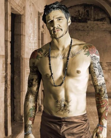 Natürlich hat die Rote Viper einige kranke Tattoos seines Spitznamens.