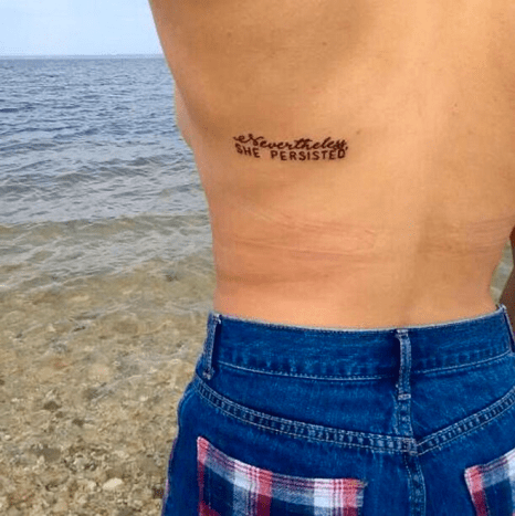 Tattoo von Rebecca B. Es genügt zu sagen, dass Brass Knuckles am Veranstaltungstag ausgebucht war.