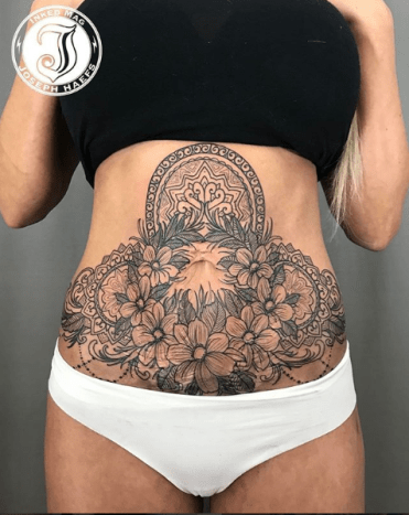 وشم josephhaefstattooer وكأب وزوج محب لزوجته ميشيل ، فهو يعرف عن كثب الجمال والقوة التي تتمتع بها الأمهات.