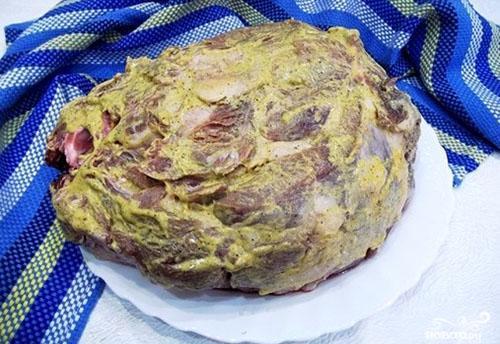 cubrir la carne con adobo