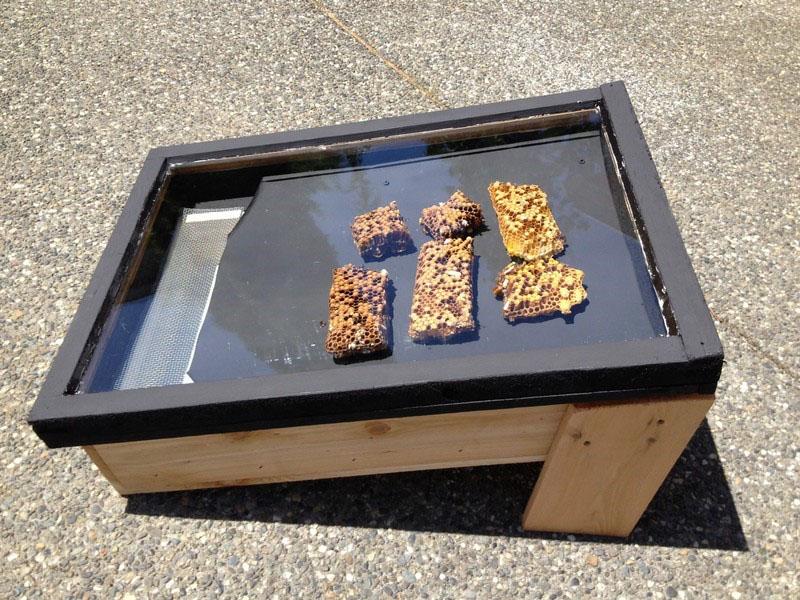 mettre les matières premières sur une plaque à pâtisserie